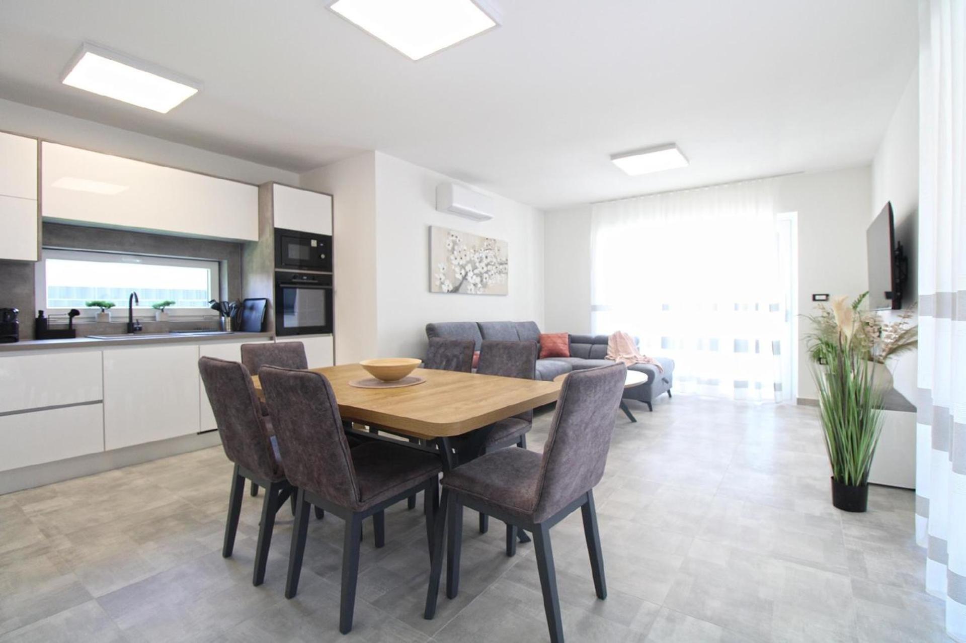 Ferienwohnung Fuer 6 Personen Ca 140 Qm In Stinjan, Istrien Istrische Riviera מראה חיצוני תמונה